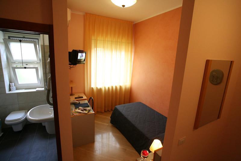 Hotel Fiera Congressi Milano Dış mekan fotoğraf